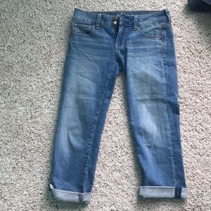 American Eagle light wash jeans